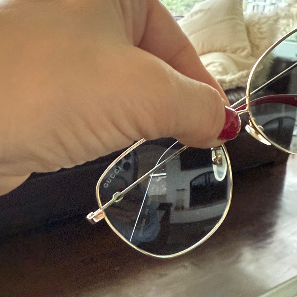 Gucci Gold Frame Sunglasses EUC - Picture 3 of 10